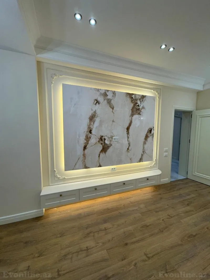 2 otaqlı Mənzil 98 m² 28 May m. Satılır
