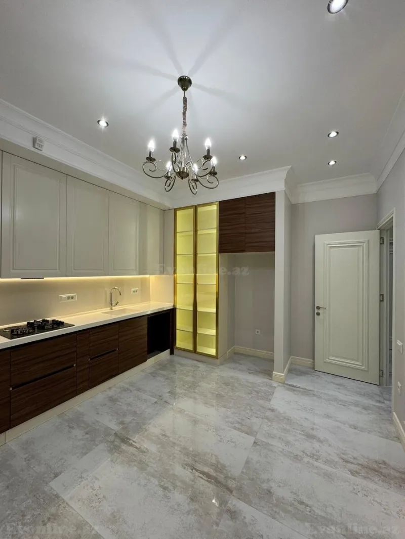 Satılır 2 otaqlı Mənzil Yeni tikili 98 m² 28 May m. - şəkil 13