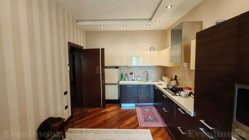 Satılır 4 otaqlı Mənzil Yeni tikili 175 m² 8 Noyabr m. - şəkil 11
