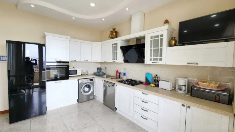 Kirayə verilir 3 otaqlı Mənzil Yeni tikili 155 m² Nizami m. - şəkil 7