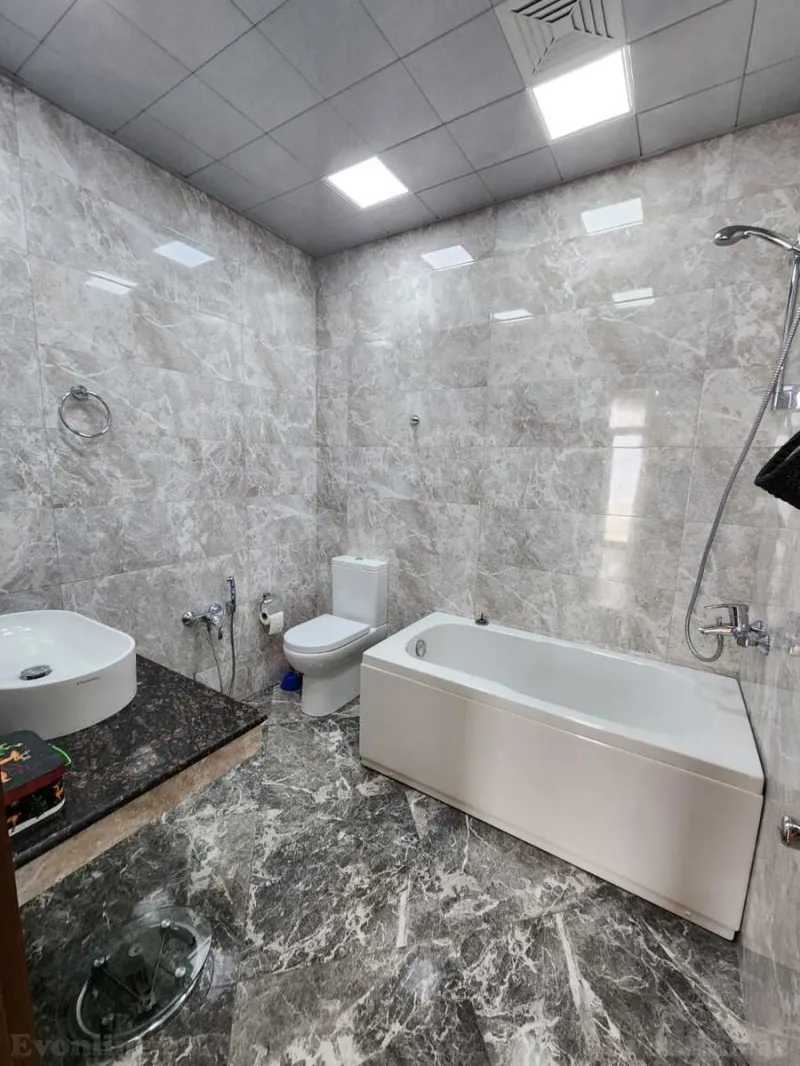 Kirayə verilir 3 otaqlı Mənzil Yeni tikili 155 m² Nizami m. - şəkil 8