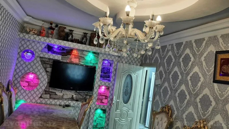 Satılır 2 otaqlı Mənzil Köhnə tikili 65 m² Əhmədli m. - şəkil 2