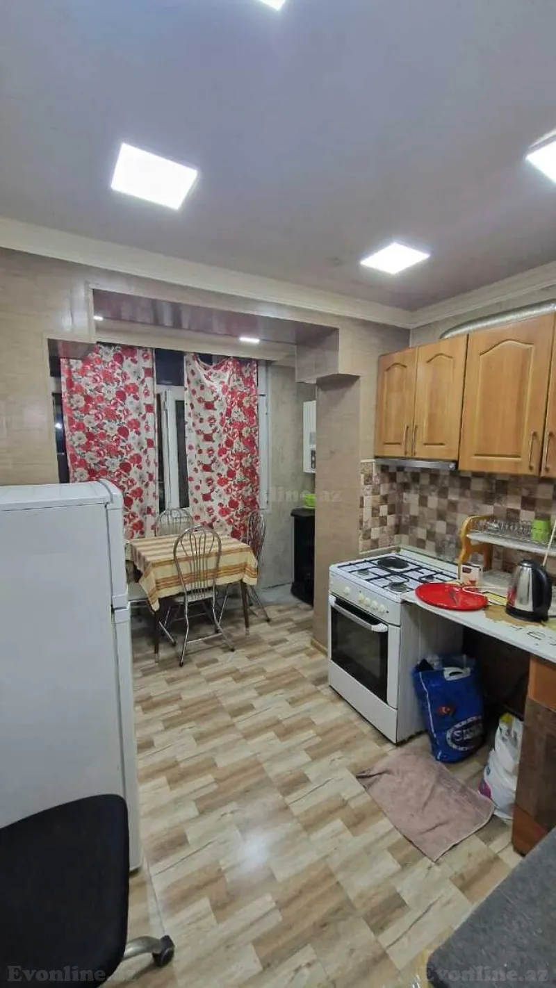 Kirayə verilir 3 otaqlı Mənzil Köhnə tikili 90 m² Nizami m. - şəkil 6