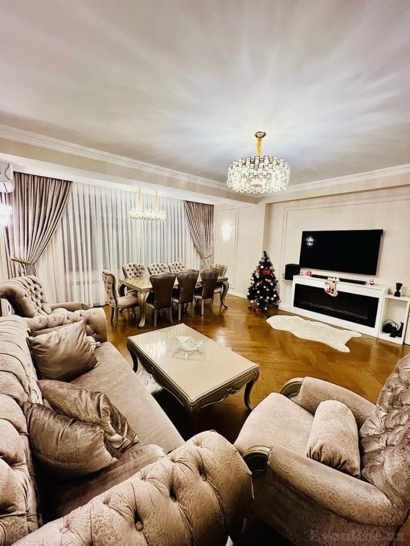 Satılır 4 otaqlı Mənzil Yeni tikili 140 m² 8-ci kilometr - şəkil 3