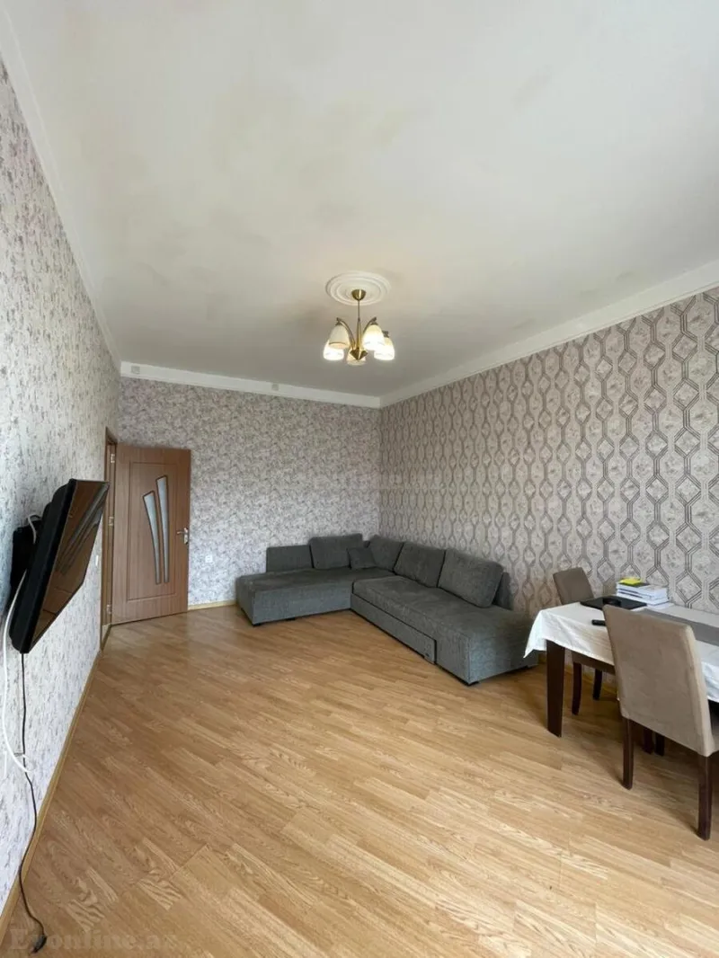 Satılır 3 otaqlı Mənzil Köhnə tikili 85 m² Yasamal r. - şəkil 4