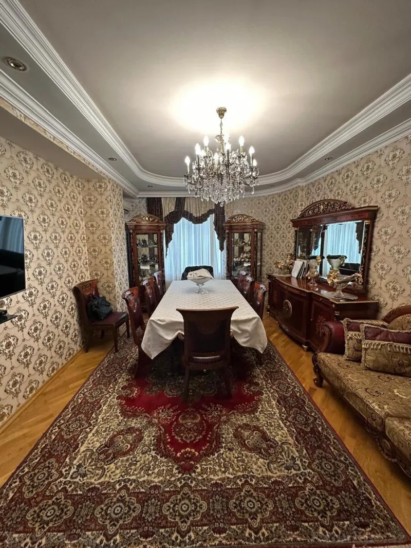3 otaqlı Mənzil 120 m² 20 Yanvar m. Satılır