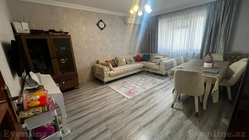 Satılır 3 otaqlı Mənzil Köhnə tikili 75 m² Nərimanov r.