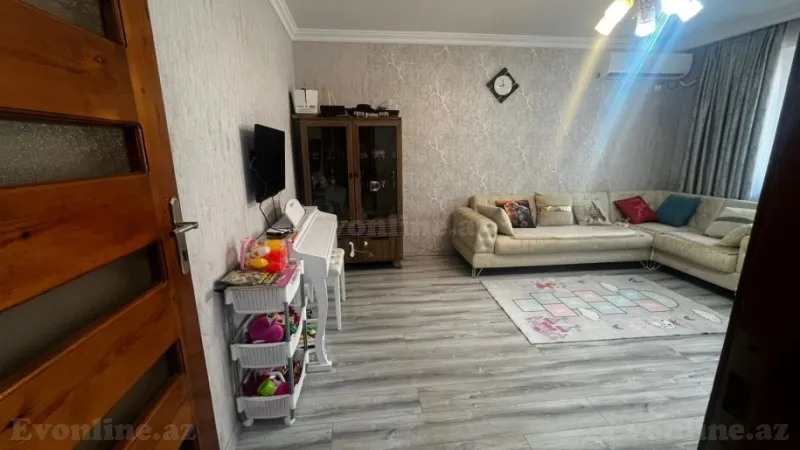 Satılır 3 otaqlı Mənzil Köhnə tikili 75 m² Nərimanov r. - şəkil 3