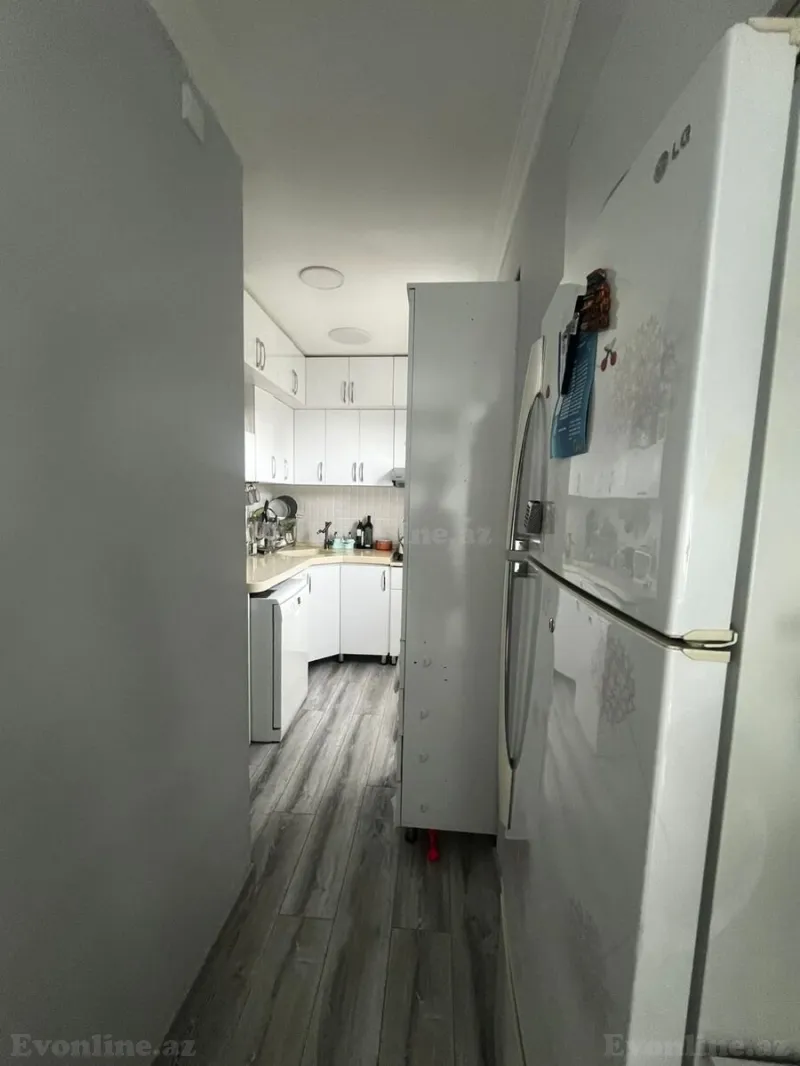 Satılır 3 otaqlı Mənzil Köhnə tikili 75 m² Nərimanov r. - şəkil 13