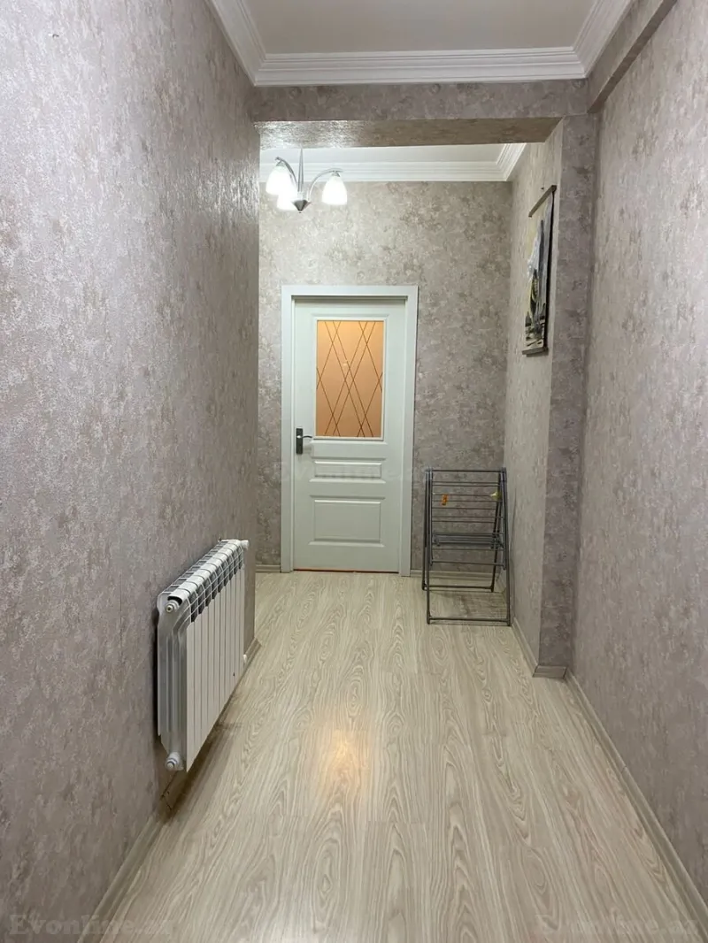 3 otaqlı Mənzil 100 m² Yeni Yasamal Kirayə verilir