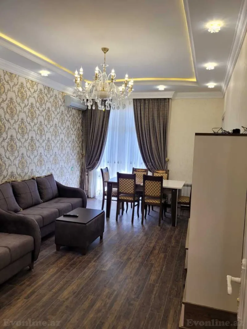 2 otaqlı Mənzil 70 m² 8-ci mikrorayon Kirayə verilir