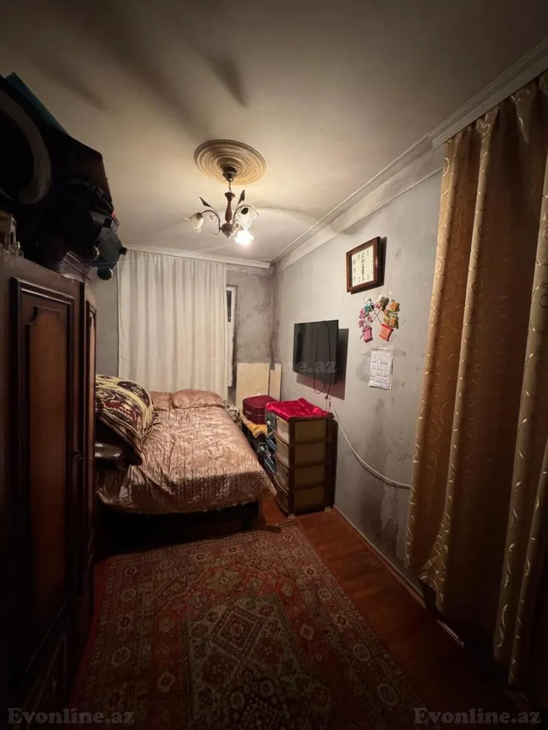 Satılır 3 otaqlı Mənzil Köhnə tikili 55 m² İnşaatçılar m. - şəkil 2