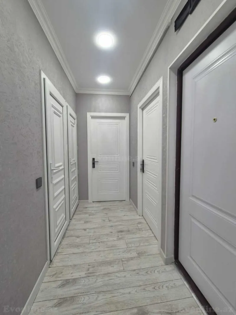 Satılır 2 otaqlı Mənzil Köhnə tikili 55 m² Yeni Yasamal - şəkil 5