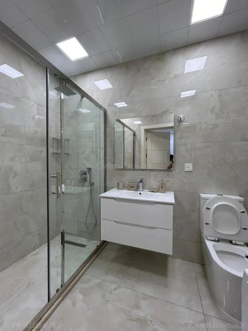 Kirayə verilir 2 otaqlı Mənzil Yeni tikili 70 m² 8 Noyabr m. - şəkil 10