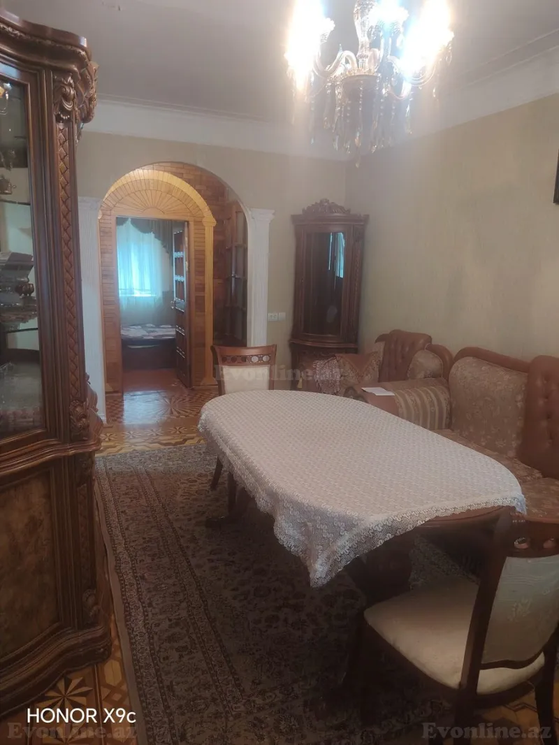 Satılır 2 otaqlı Mənzil Köhnə tikili 55 m² Memar Əcəmi m. - şəkil 4