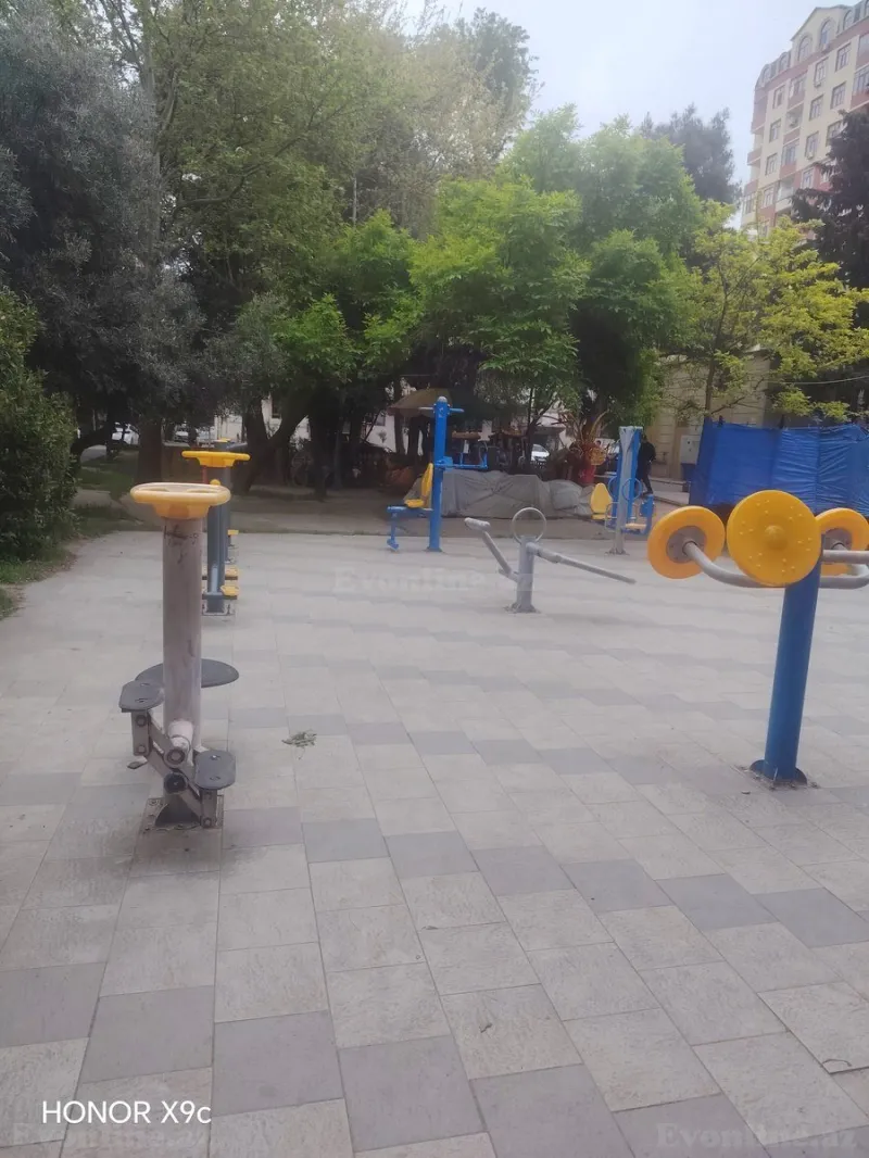 Satılır 2 otaqlı Mənzil Köhnə tikili 55 m² Memar Əcəmi m. - şəkil 12