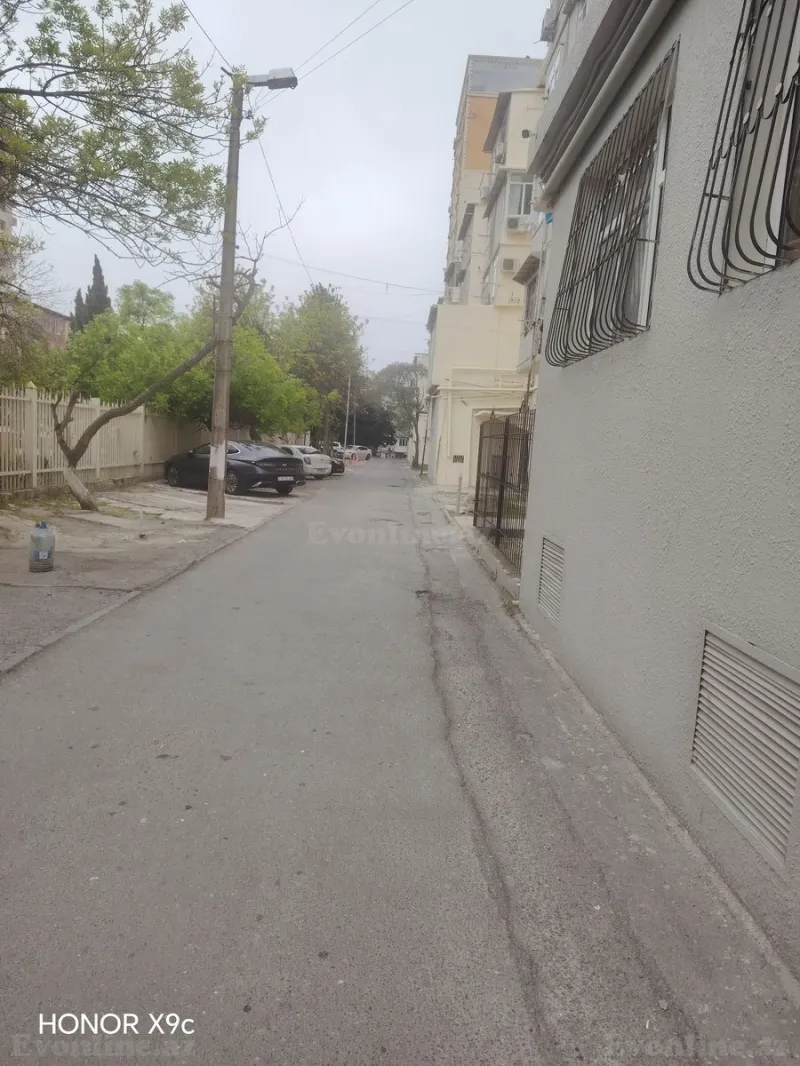 Satılır 2 otaqlı Mənzil Köhnə tikili 55 m² Memar Əcəmi m. - şəkil 14