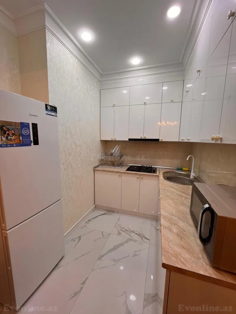 Kirayə verilir 2 otaqlı Mənzil Yeni tikili 68 m² 8 Noyabr m. - şəkil 6