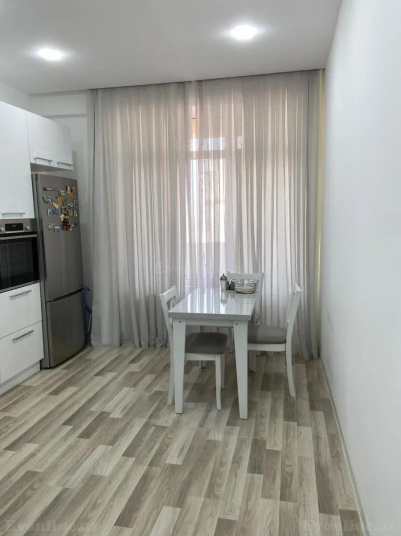 Kirayə verilir 3 otaqlı Mənzil Yeni tikili 145 m² Nizami r. - şəkil 13