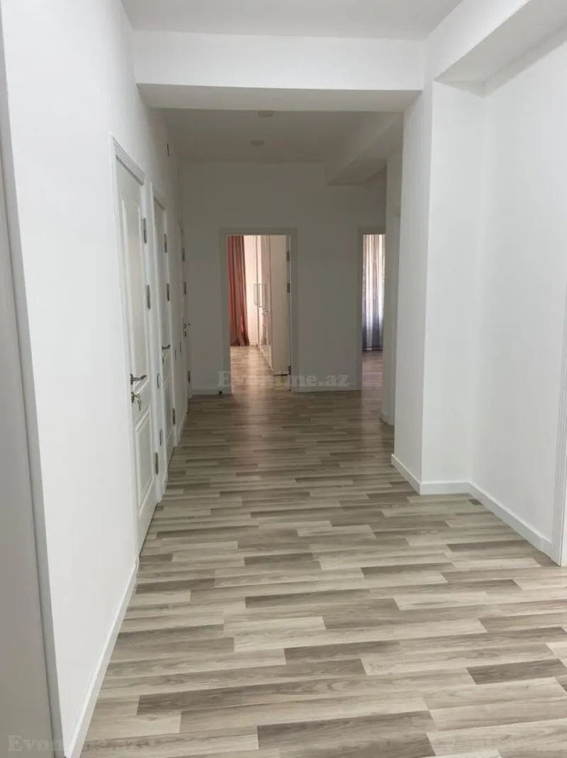 Kirayə verilir 3 otaqlı Mənzil Yeni tikili 145 m² Nizami r. - şəkil 14