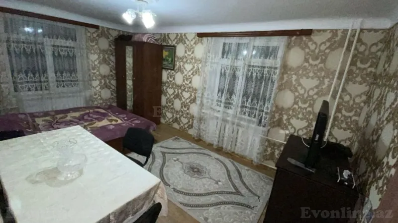 Kirayə verilir 1 otaqlı Mənzil Köhnə tikili 40 m² Neftçilər m.