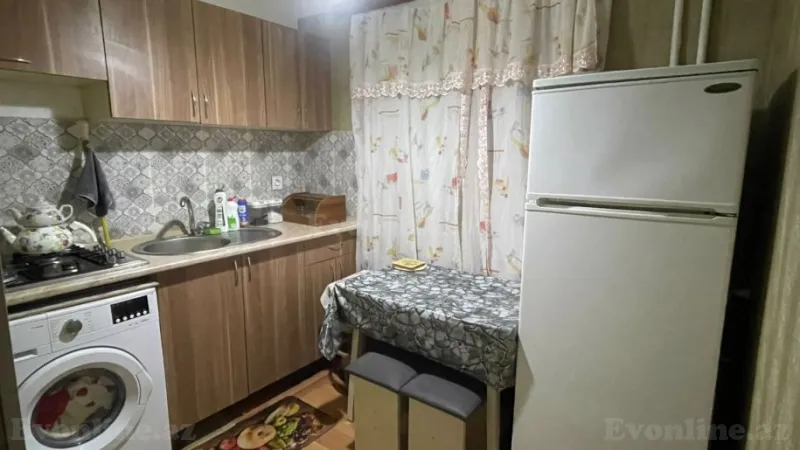 Kirayə verilir 1 otaqlı Mənzil Köhnə tikili 40 m² Neftçilər m. - şəkil 2