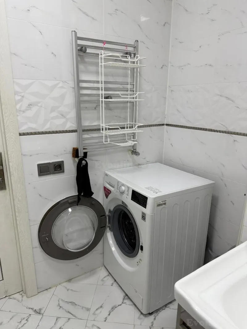 Kirayə verilir 2 otaqlı Mənzil Yeni tikili 65 m² Xətai r. - şəkil 16