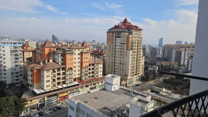 3 otaqlı Mənzil 130 m² Nəsimi r. Kirayə verilir