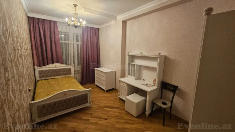 Kirayə verilir 3 otaqlı Mənzil Yeni tikili 130 m² Nəsimi r. - şəkil 2