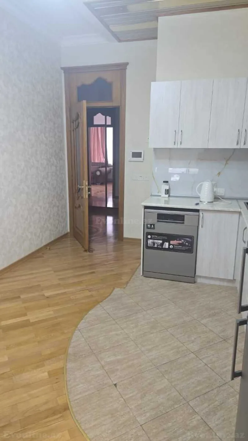 Kirayə verilir 3 otaqlı Mənzil Yeni tikili 130 m² Nəsimi r. - şəkil 15