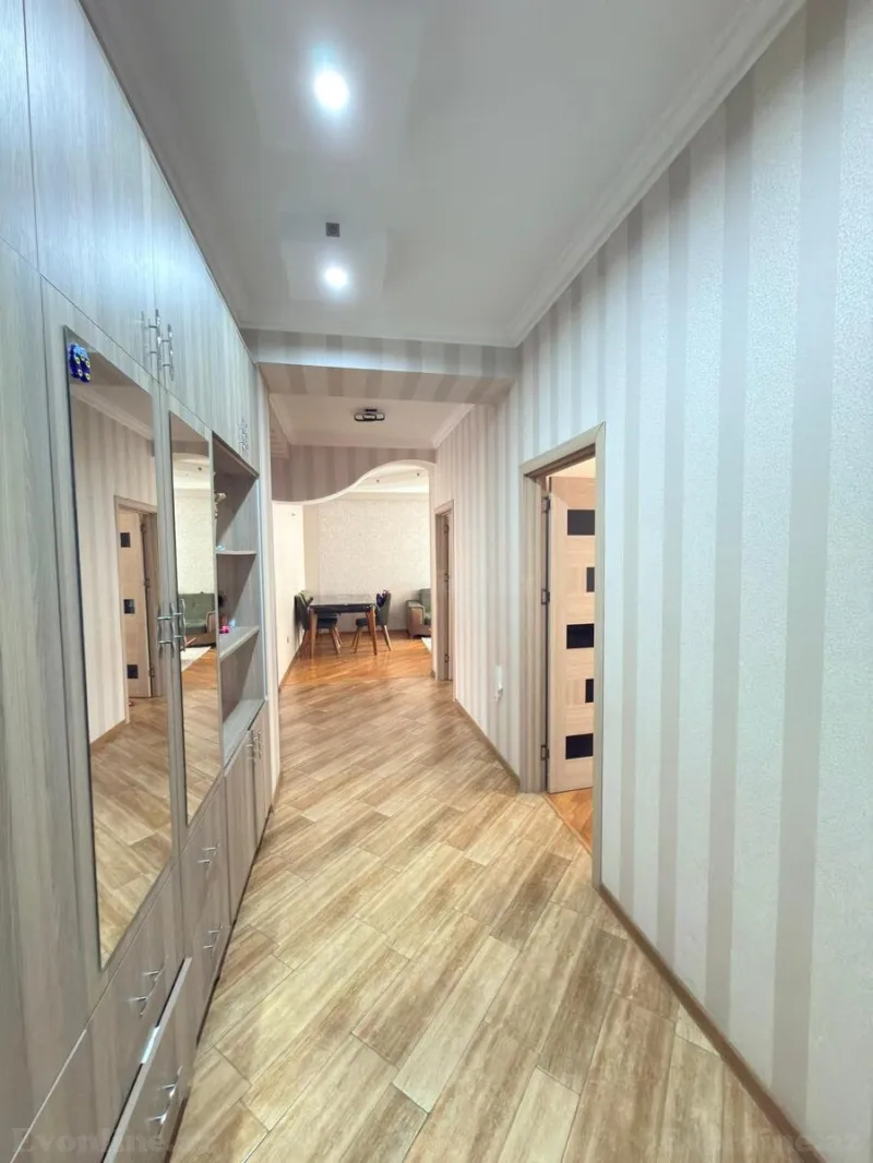 Satılır 5 otaqlı Mənzil Yeni tikili 135 m² Yeni Yasamal - şəkil 2