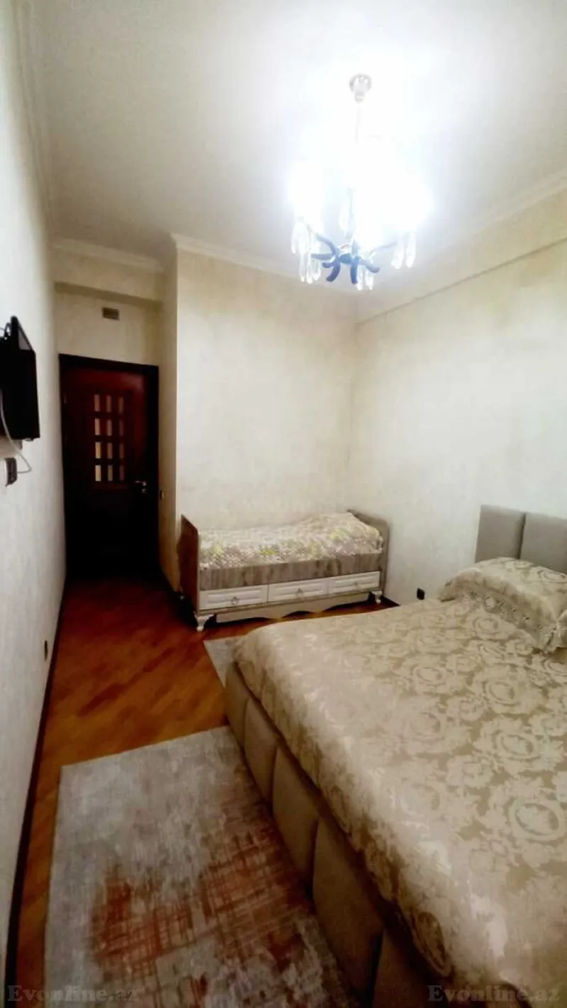 Satılır 2 otaqlı Mənzil Yeni tikili 70 m² Əhmədli - şəkil 5