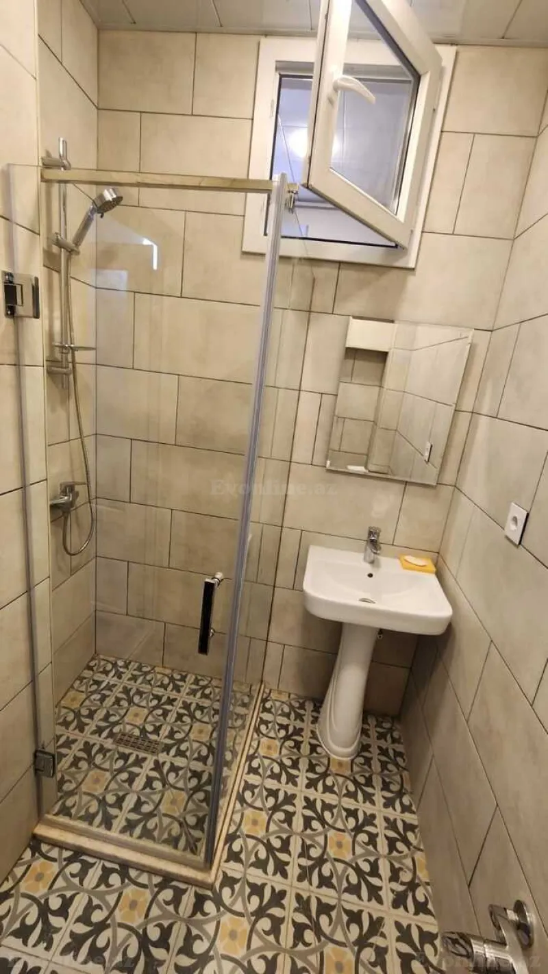 Satılır 2 otaqlı Mənzil Köhnə tikili 55 m² İçərişəhər m. - şəkil 14