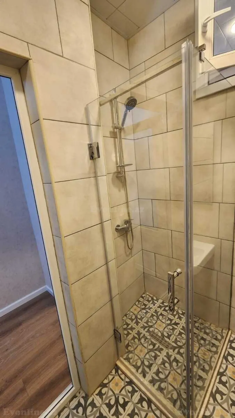 Satılır 2 otaqlı Mənzil Köhnə tikili 55 m² İçərişəhər m. - şəkil 16
