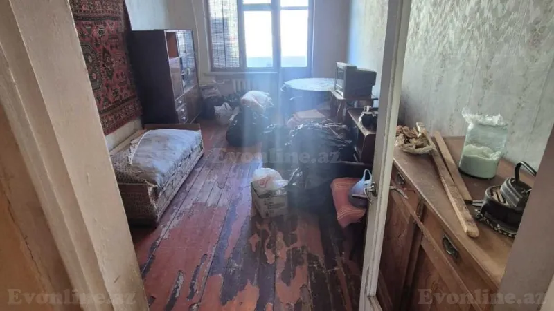 Satılır 2 otaqlı Mənzil Köhnə tikili 63 m² Həzi Aslanov m. - şəkil 2