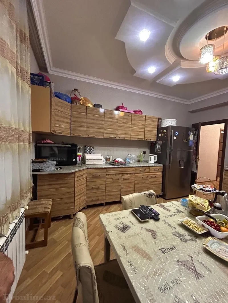 Kirayə verilir 4 otaqlı Mənzil Yeni tikili 140 m² Həzi Aslanov - şəkil 4