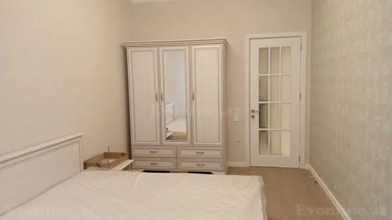 Kirayə verilir 3 otaqlı Mənzil Yeni tikili 100 m² İnşaatçılar m. - şəkil 7