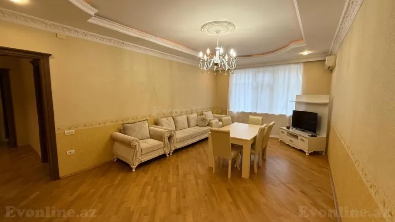 2 otaqlı Mənzil 85 m² Azadlıq prospekti m. Kirayə verilir