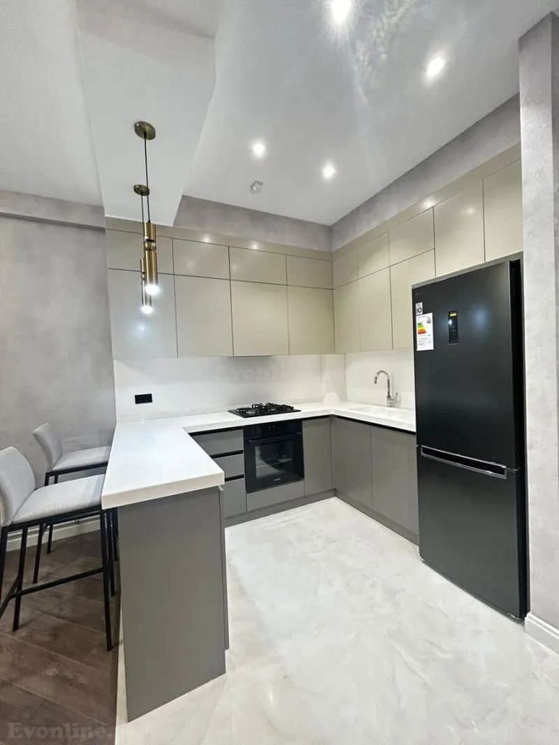 Kirayə verilir 2 otaqlı Mənzil Yeni tikili 80 m² Nizami m. - şəkil 6