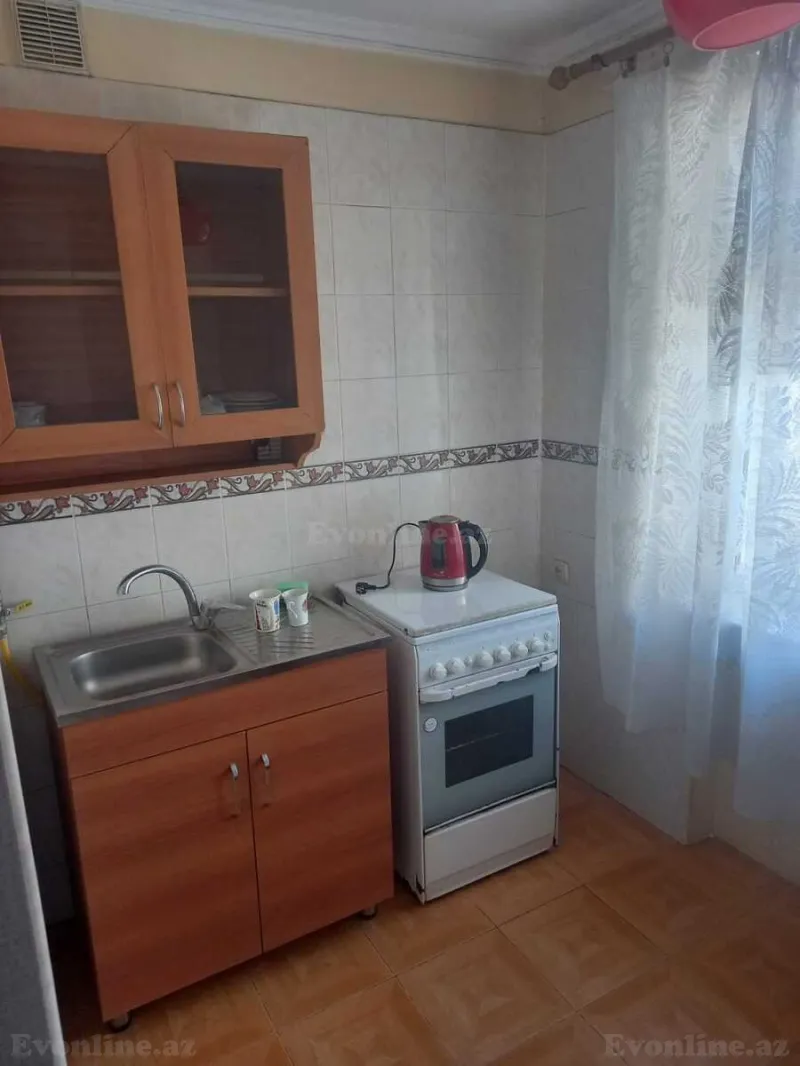 Satılır 1 otaqlı Mənzil Köhnə tikili 32 m² Nizami m. - şəkil 3