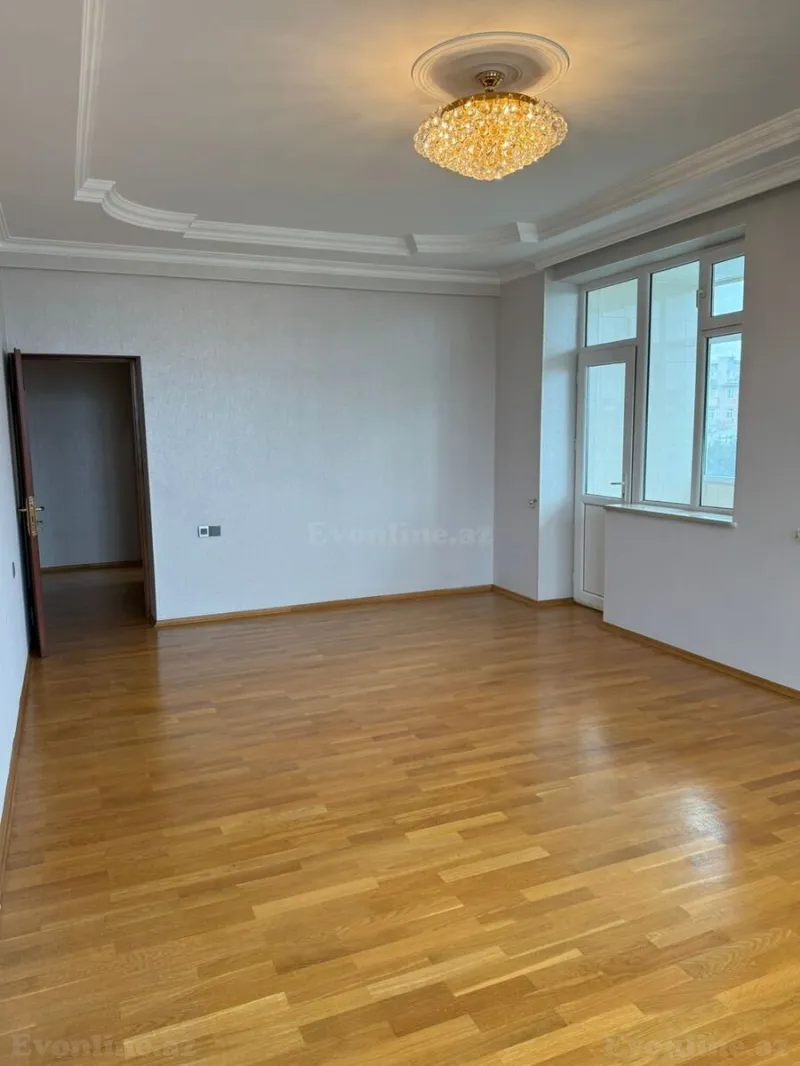 Satılır 3 otaqlı Mənzil Yeni tikili 125 m² 4-cü mikrorayon - şəkil 2