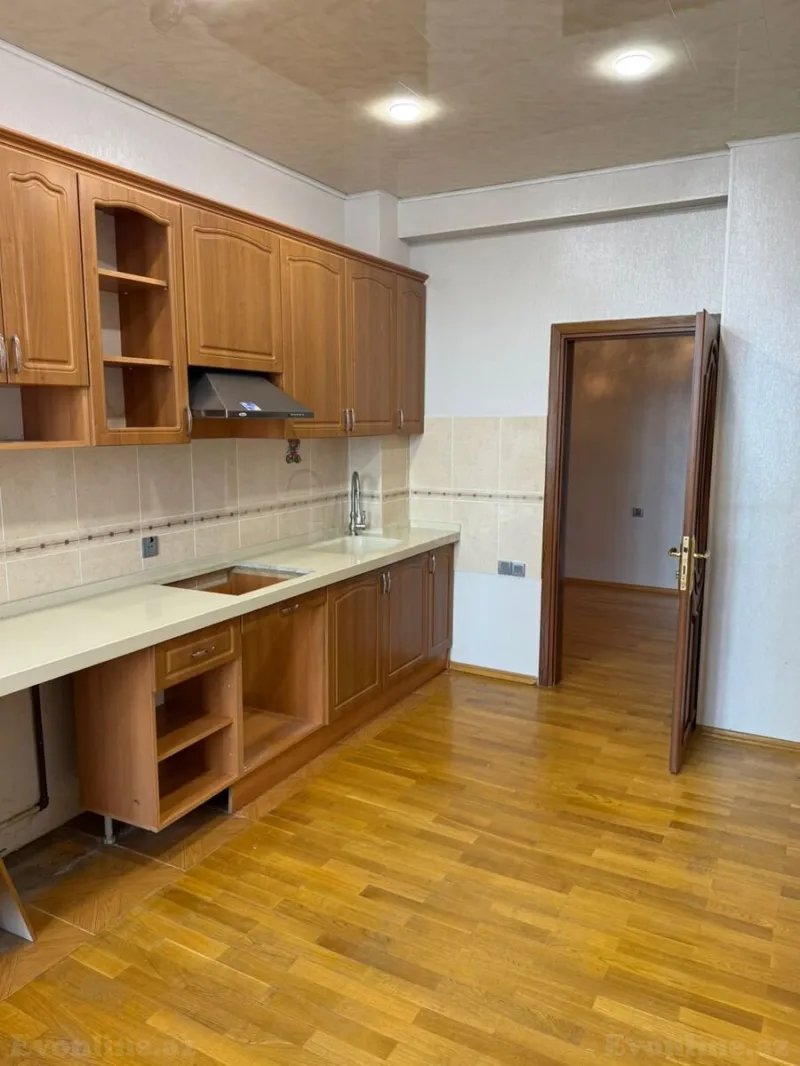 Satılır 3 otaqlı Mənzil Yeni tikili 125 m² 4-cü mikrorayon - şəkil 11