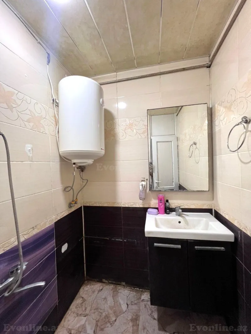 Satılır 2 otaqlı Mənzil Köhnə tikili 32 m² 4-cü mikrorayon - şəkil 7