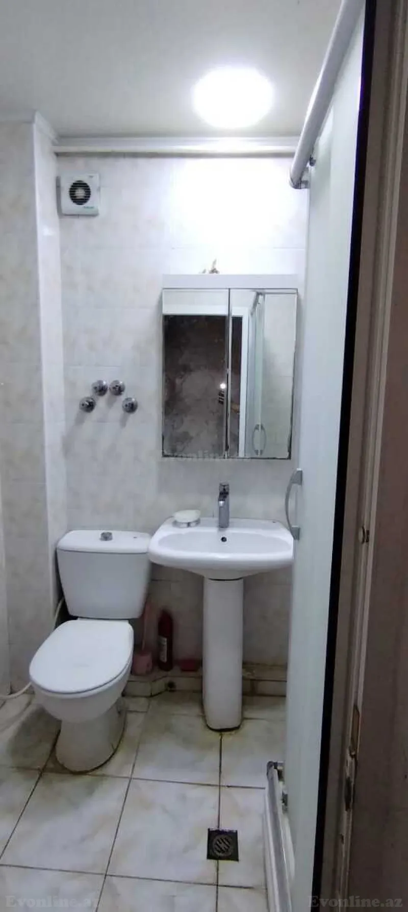 Satılır 3 otaqlı Mənzil Köhnə tikili 60 m² Elmlər Akademiyası m. - şəkil 13