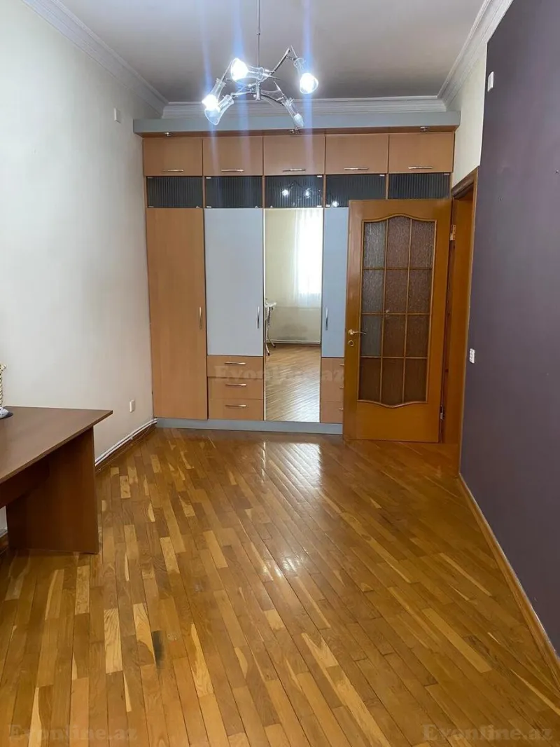 Satılır 4 otaqlı Mənzil Yeni tikili 160 m² Nizami m. - şəkil 7