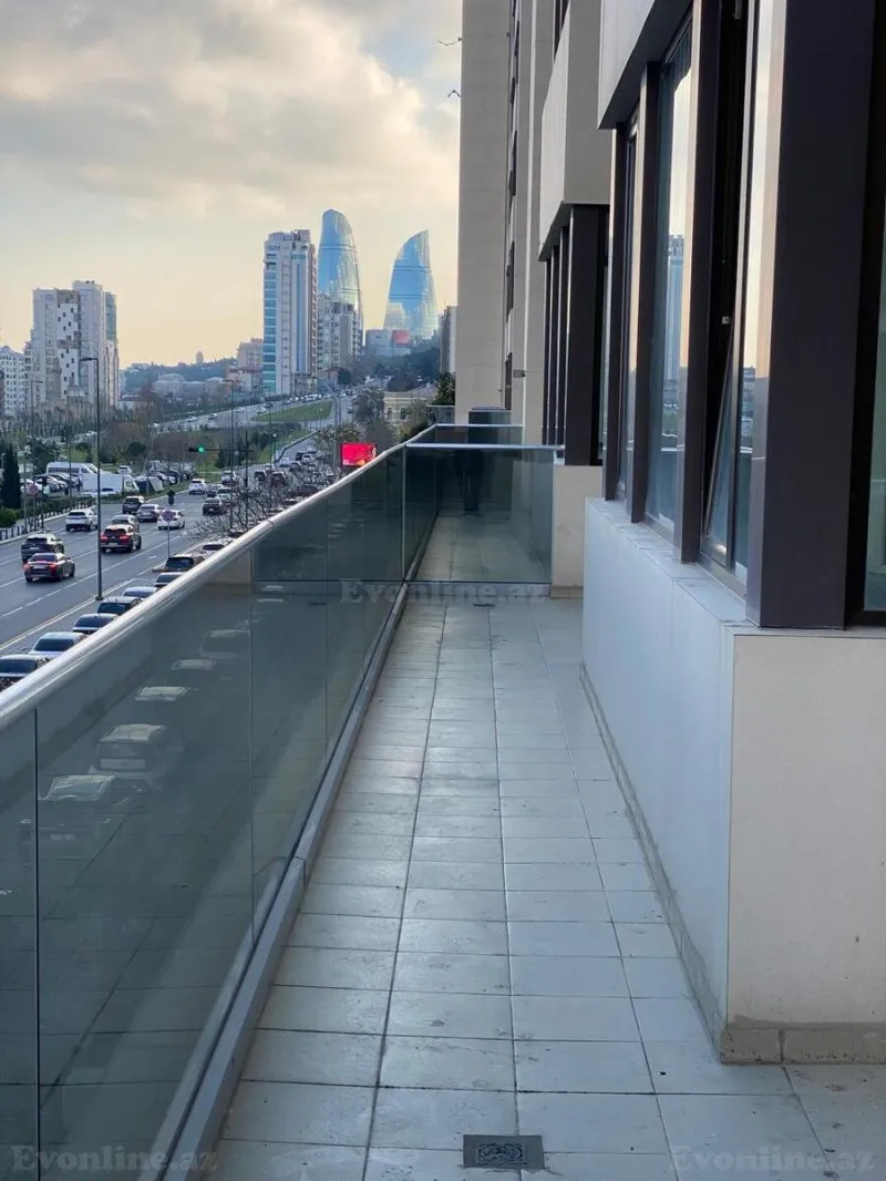 Satılır 4 otaqlı Mənzil Yeni tikili 160 m² Nizami m. - şəkil 17