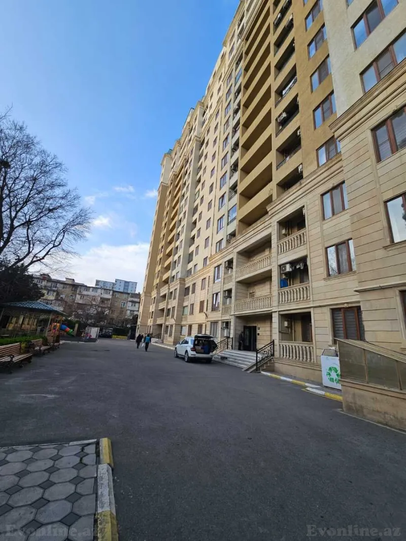 3 otaqlı Mənzil 95 m² Yasamal Kirayə verilir