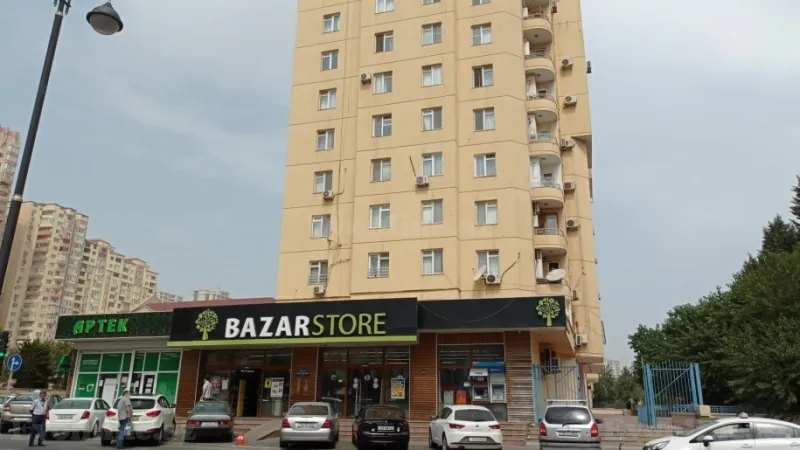 Kirayə verilir 1 otaqlı Mənzil Yeni tikili 44 m² İnşaatçılar m.