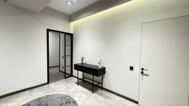 Kirayə verilir 3 otaqlı Mənzil Yeni tikili 110 m² 28 May m. - şəkil 6