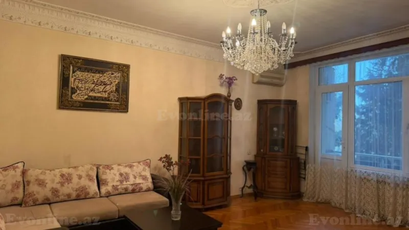 Kirayə verilir 3 otaqlı Mənzil Köhnə tikili 120 m² İçərişəhər m. - şəkil 2